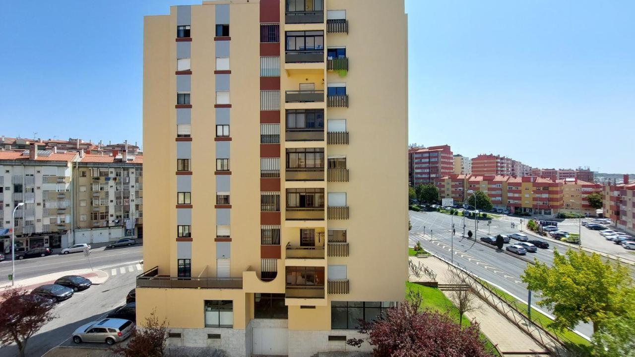 Enjoy Lisbon Cascais Sintra 1200 Metres To Metro Blue Line Sintra Rail Line Free Parking Διαμέρισμα Αμαδόρα Εξωτερικό φωτογραφία