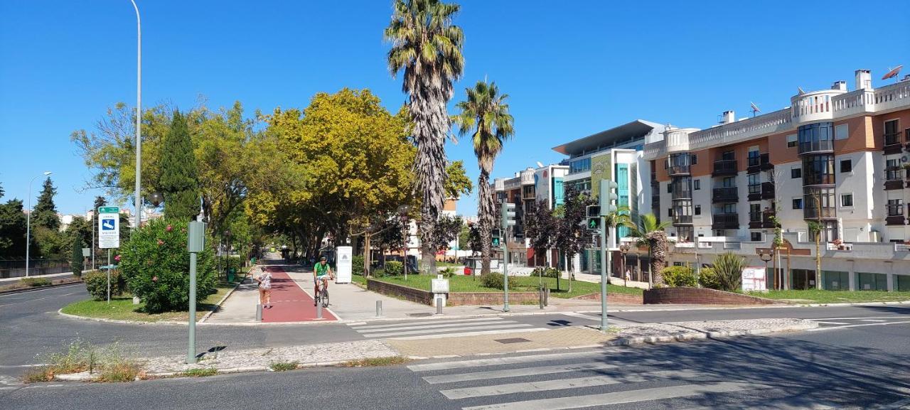 Enjoy Lisbon Cascais Sintra 1200 Metres To Metro Blue Line Sintra Rail Line Free Parking Διαμέρισμα Αμαδόρα Εξωτερικό φωτογραφία
