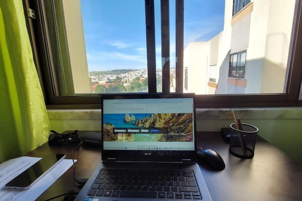 Enjoy Lisbon Cascais Sintra 1200 Metres To Metro Blue Line Sintra Rail Line Free Parking Διαμέρισμα Αμαδόρα Εξωτερικό φωτογραφία